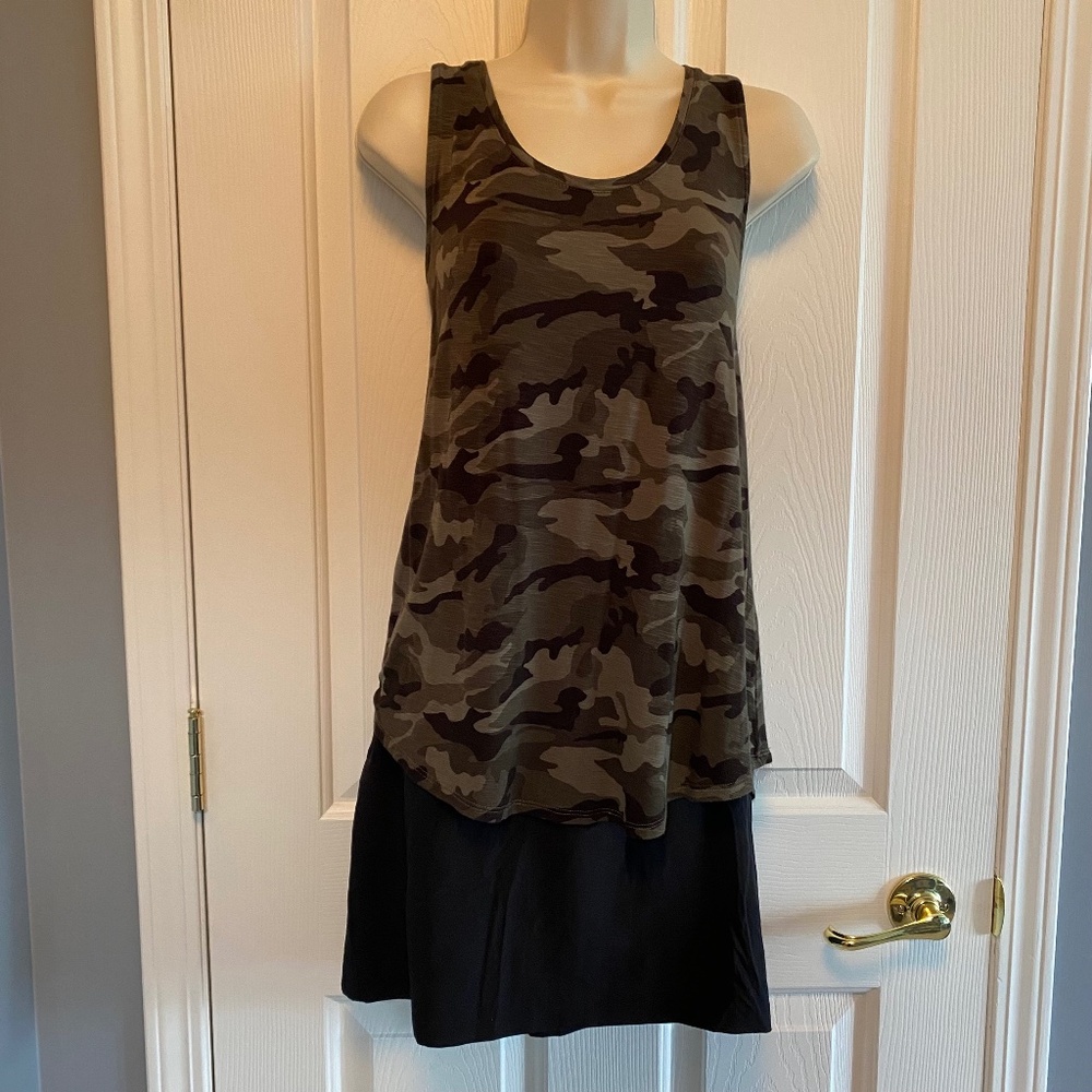 BUY 2 ITEMS AND GET 1 FREE - George Green Camo Tank Top Sz L (fits a bit small)